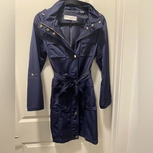 Like new navy and gold detailed tahari jacket size small